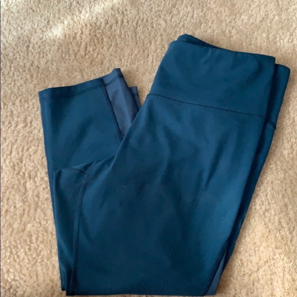 Old navy crop